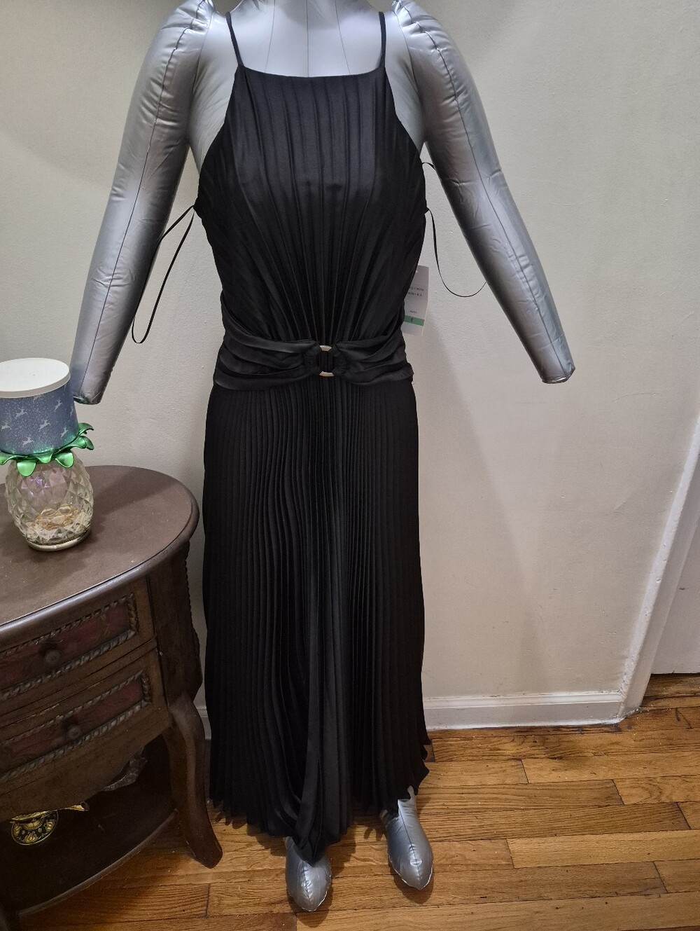 Elegant Black Pleated Evening Dress